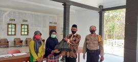 PEMBAGIAN PMT BALITA UNTUK POSYANDU DI WILAYAH KALURAHAN SUMBEREJO