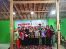 Pembinaan UMKM Sekapanewon Semin dan penyaluran Bantuan Kambing untuk Kelompok Peternak