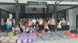 Pemerintah Kalurahan Sumberejo Serahkan Bantuan PMT untuk Ibu Hamil KEK, Lansia, Balita, PAUD/TK, da